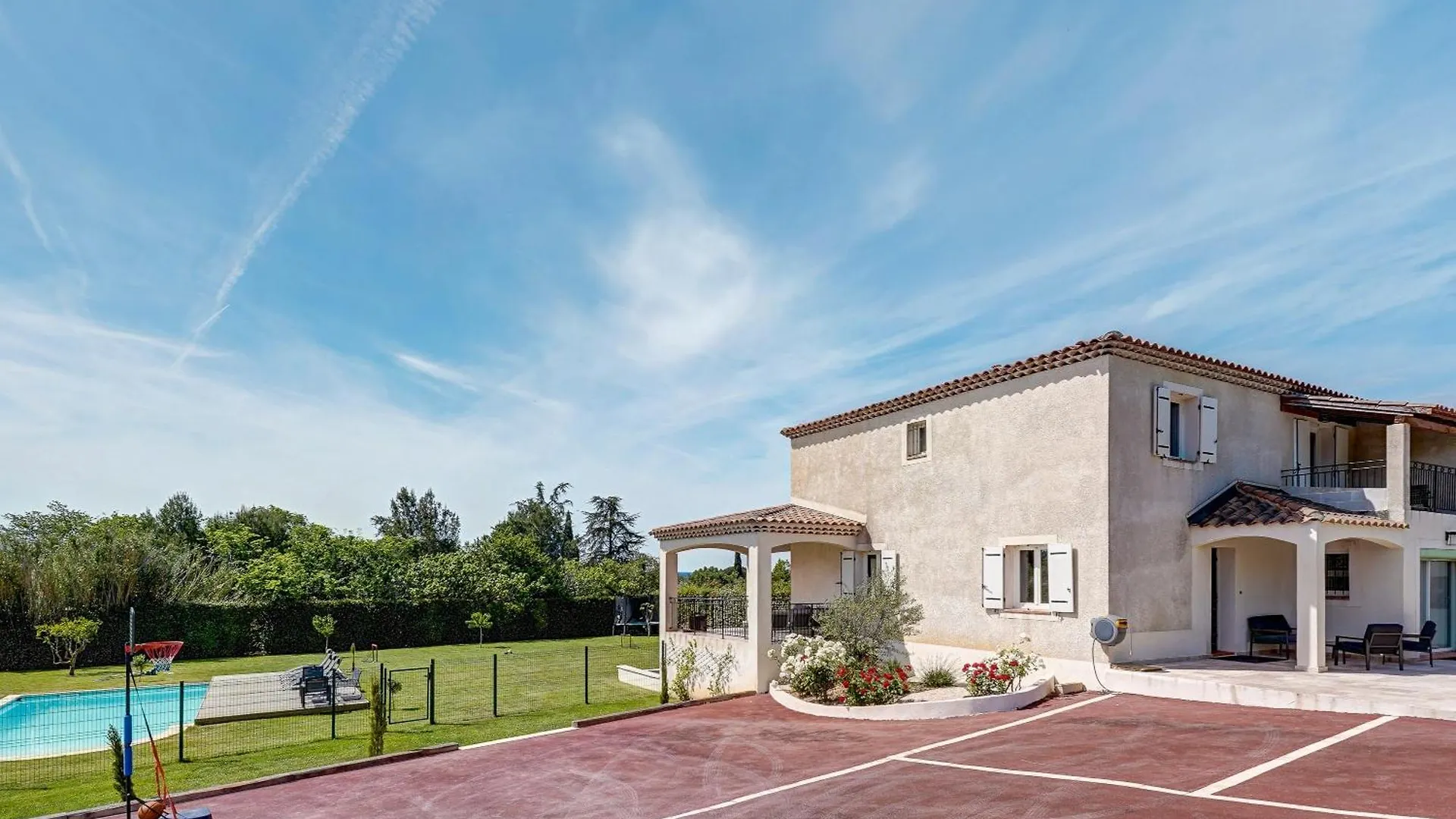Les Hauts De Provence - Maison Avec Piscine Aix-en-Provence 0*,  France